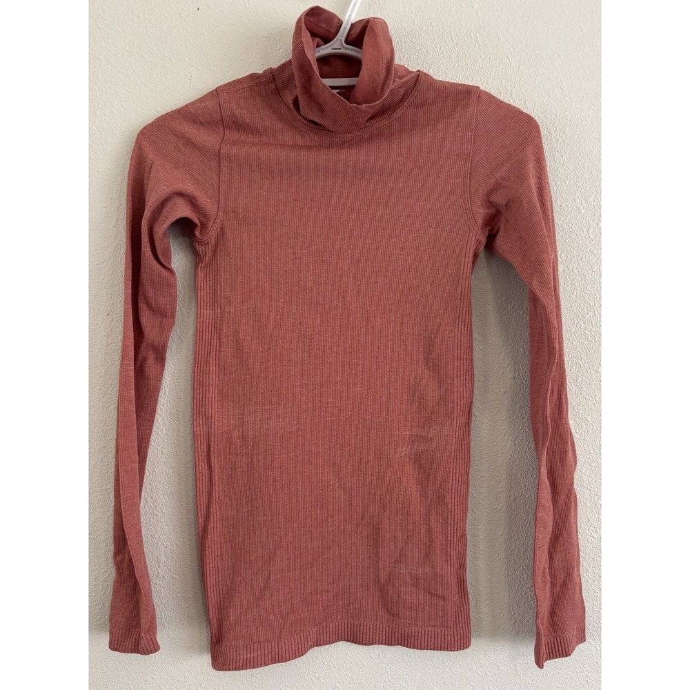 Lululemon Yin Vibes Ribbed Turtleneck Top in Copper Clay Size 2